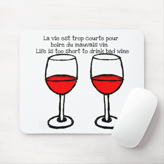 RODE WIJNGLASSEN MET FRANS ENGELS QUOTE MUISMAT (Met muis)