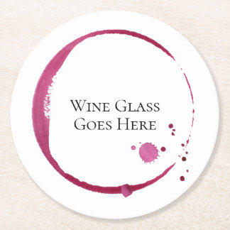 Rode wijnvlekken en druppels rond papier, onderzet ronde kartonnen onderzetter