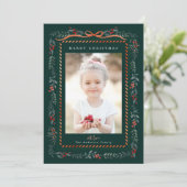 Rode Winterberry Lijst Groene Kerstfoto Feestdagenkaart (Staand voorkant)