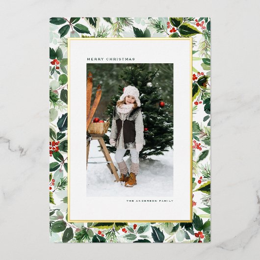 Rode winterbes met bonte bladeren Kerstmis Folie Feestdagenkaart (Voorkant)