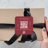 Rode witte bedrijfsnaam qr-code instagram vierkante sticker