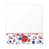 rode witte blauwe voetballen gepersonaliseerd notitieblok (Voorkant)