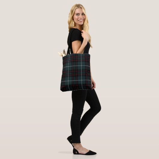 Rode witte streep tartan Canvas tas (Op model)