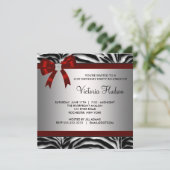 Rode Zebra vrouw op Birthday party Kaart (Staand voorkant)