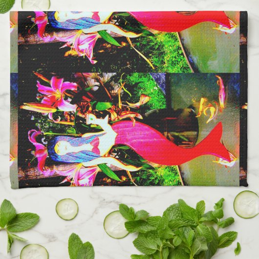 rode zeemeerminnen die feesten theedoek (Gevouwen)