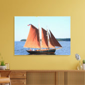 Rode zeilen schoener verpakt canvas afdruk (Insitu (Woonkamer))