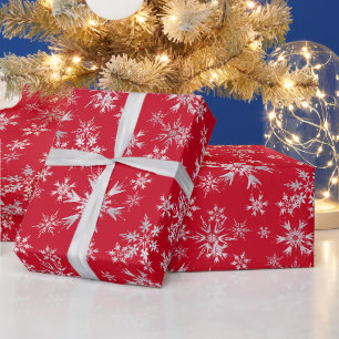 Rode zilveren sneeuwvlokken Kerstvakantie Cadeaupapier