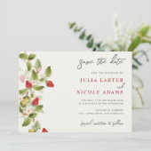Rode zoete wilde aardbeien bloemen bruiloft save the date (Staand voorkant)