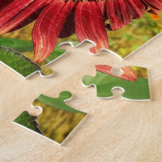 Rode zonnebloem met bijen legpuzzel (Zijkant)