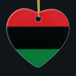 Rode, zwarte en groene vlag keramisch ornament<br><div class="desc">De drie Pan-Afrikaanse kleuren op de vlag vertegenwoordigen: RED: het bloed dat alle mensen van de zwarte Afrikaanse afstamming verenigt en voor bevrijding zorgt; BLACK: zwarte mensen wier bestaan als natie, maar niet als natie, wordt bevestigd door het bestaan van de vlag; en GREEN: de overvloed aan natuurlijke rijkdom van...</div>