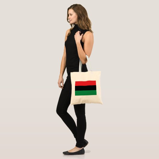 Rode, zwarte en groene vlag tote bag (Voorkant (model))