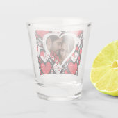 Rode, zwarte en witte harten en bloemen foto shot glas (Achterkant)