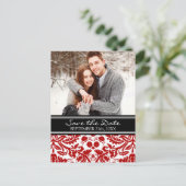 Rode zwarte foto Bewaar de datum bruiloft Briefkaa Aankondigingskaart (Staand voorkant)