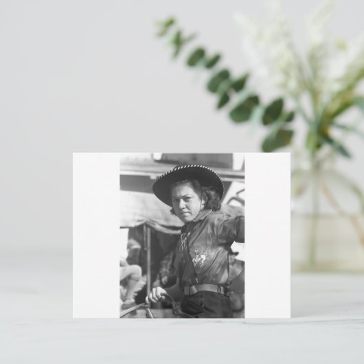 Rodeo Cowgirl: 1940 Briefkaart (Staand voorkant)