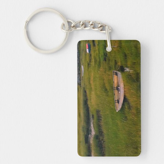 Roeiboot in gras landschap foto acryl sleutelhanger (Voorkant)