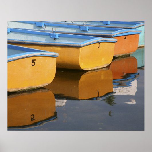 Roeiboten in Henley-on-Thames op de rivier de Thee Poster (Voorkant)