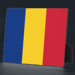 Roemeense vlaggenPlaque Fotoplaat<br><div class="desc">Voeg een vleugje Roemeense trots toe aan uw decor met onze exclusieve plaquette met de vlag van Roemenië! Deze plaquette is gemaakt met nauwgezette aandacht voor detail en is meer dan alleen een decoratief item; het is een viering van het erfgoed en de culturele trots van Roemenië. Het levendige ontwerp...</div>