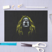 Roepy zombie vrouw ziet portret tissuepapier (Craft)