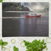 Roerende herfsten in Milford geluid - Nieuw-Zeelan Theedoek (Gevouwen)