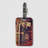 Roestbruin antiek  braslock met hout bagagelabel (Voorkant (verticaal))