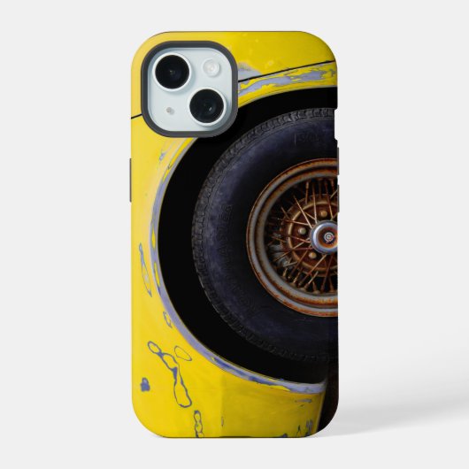 Roestige Auto iPhone 15 Case (Achterkant)