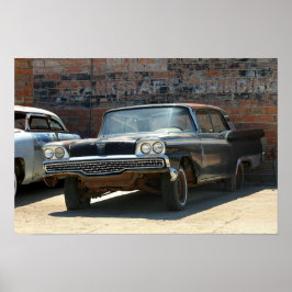 Roestige klassieke tweedeurs auto uit 1959 poster