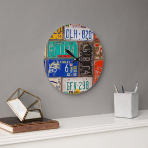 roestige retro nummerplaat collectie grote klok