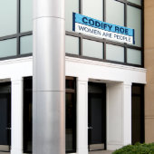 Roevember Codificeren Roe Vrouwen Zijn Mensen Spandoek (Buitenkant Gebouw)