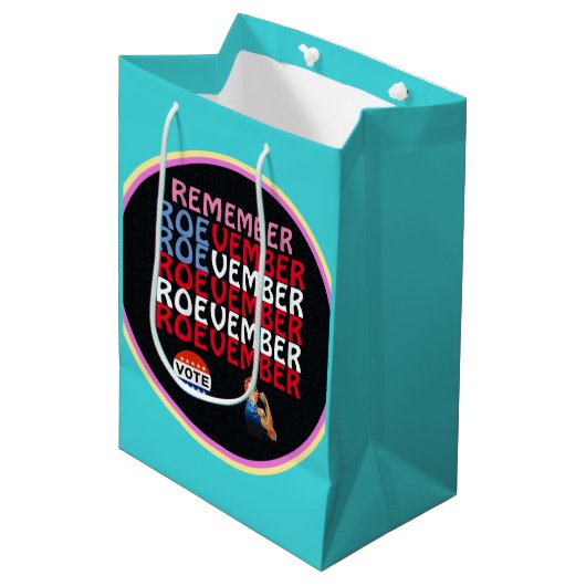ROEVEMBER Gift Bag Medium Cadeauzakje (Voorkant Gekanteld)