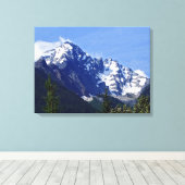 Roger's Pass Summit Stretched Canvas Print (Insitu (Houten vloer))