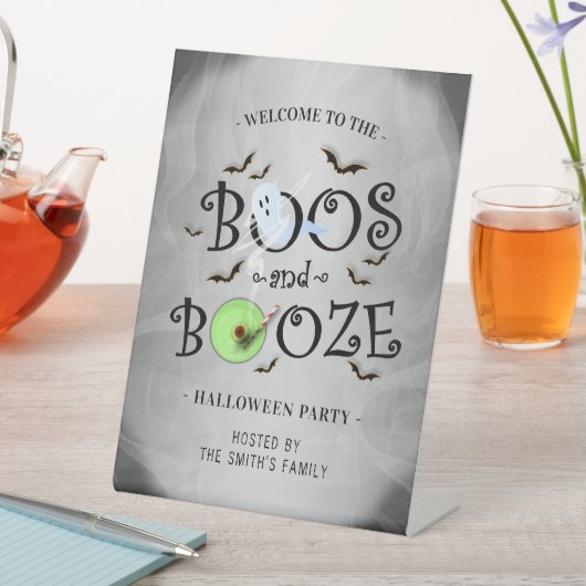 Roky Grey Boos & Booze Halloween Party Reclamebord Met Voetstuk (Insitu)