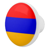 Rol van de keramische knop met vlag van Armenië (Rechts)