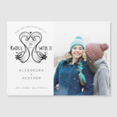 Roll met it LGBTQ Toilet Paper Roll Heart Foto (Voorkant)