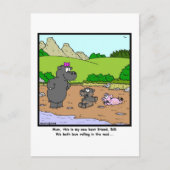 Rollen in de modder: Cartoon Pig en Hippopotamus Briefkaart (Voorkant)