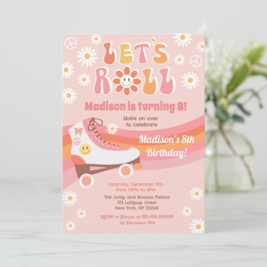 Roller Schaats Groovy Retro Birthday Uitnodigingen (Staand voorkant)