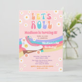 Roller Schaats Groovy Retro Birthday Uitnodigingen (Staand voorkant)