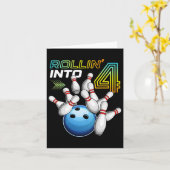 Rollin in 4 Retro Bowling Birthday Party 4th Bir Kaart (Gele Bloem)