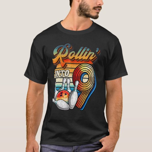 Rollin in 9 Bowling Birthday Party 9th Birthday T-shirt (Voorkant)