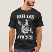 Rollin' Into 2026 Funny Raccoon Dumpster Fire Art  T-shirt (Voorkant)