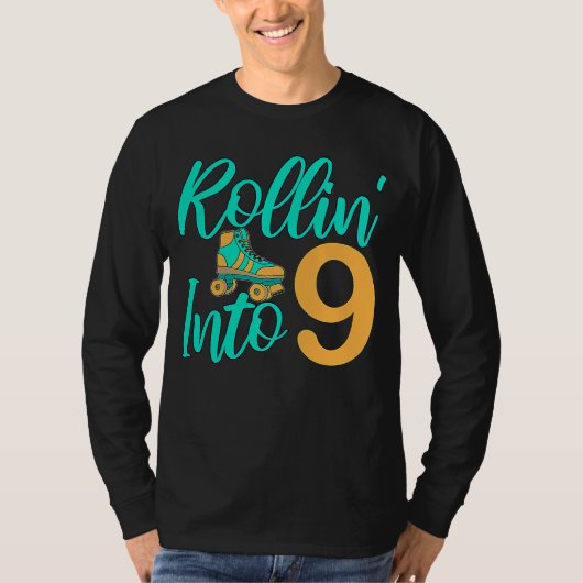 Rollin' Into 9 Roller Derby Schaatspartij Verjaard T-shirt (Voorkant)