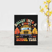 Rollin Into A Groovy School Year Retro School Bus Kaart (Gele Bloem)