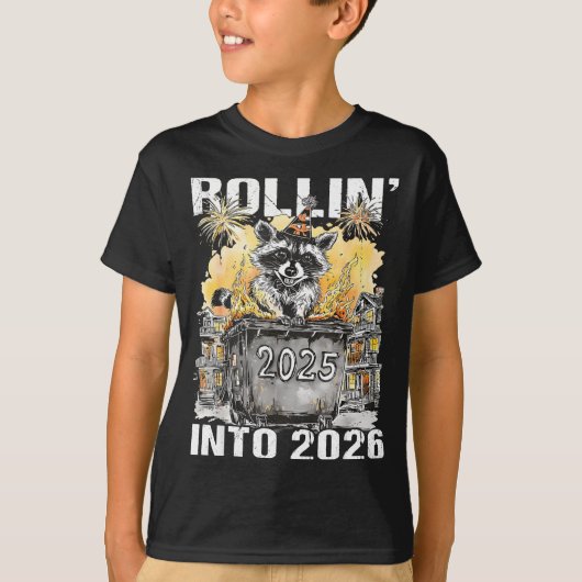 Rolling Into 2026 Trash Racoon Funny New Years Eve T-shirt (Voorkant)