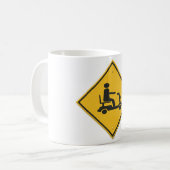 rolstoel scooter. koffiemok (Voorkant links)