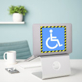 Rolstoel toegankelijk - Blauwe handicap Sticker (Laptop op bureau)