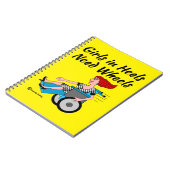 rolstoelmeisje: een rolstoel op een Notitieboek (Linkerzijde)