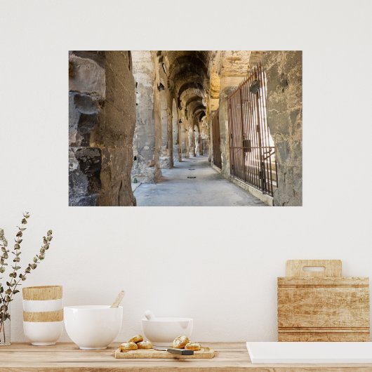 Roman Arena Hallway, Frankrijk Poster (Keuken)