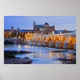 Roman Bridge en Mezquita Cathedraal in Cordoba Poster
