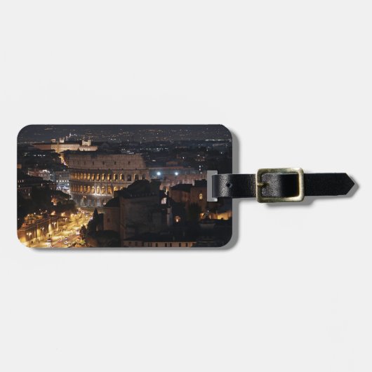 Roman Colosseum 's nachts Bagagelabel (Voorkant horizontaal)