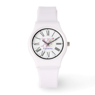 Roman Numeriek Ontwerp met Initiaal en het Horloge