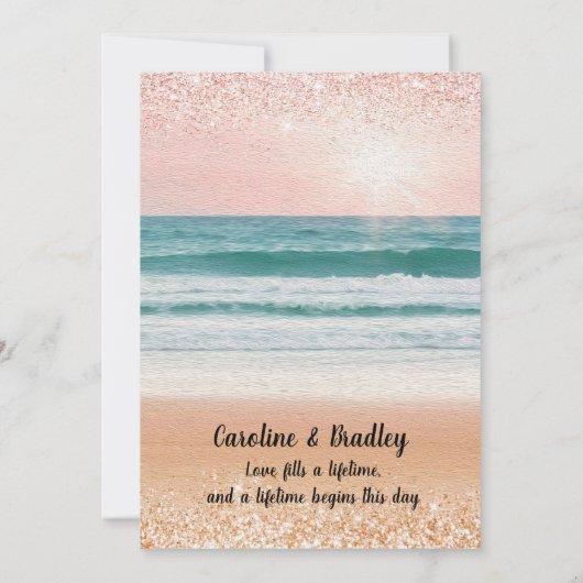 Romance aan zee: elegante strand bruiloft uitnodig kaart (Achterkant)